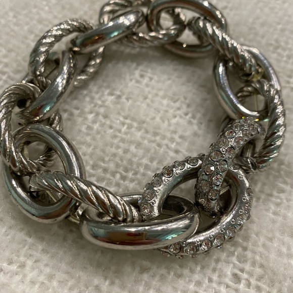 Beautiful Bracelet - Picture 2 of 10